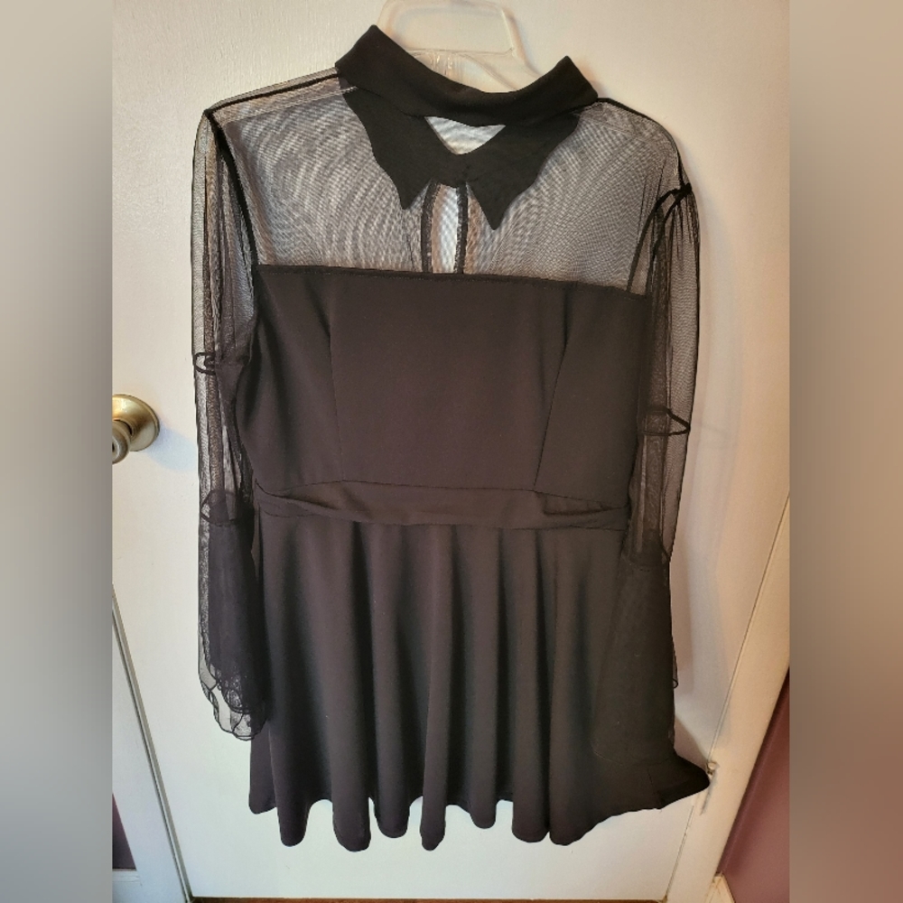 Women's dress